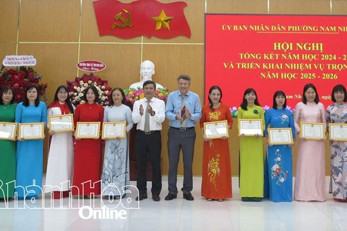 Phường Nam Nha Trang triển khai nhiệm vụ năm học 2025 - 2026
