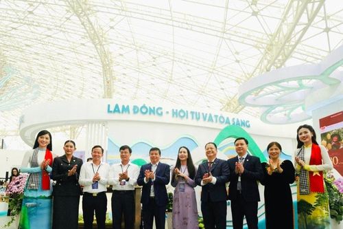 Lâm Đồng - Hội tụ và Tỏa sáng
