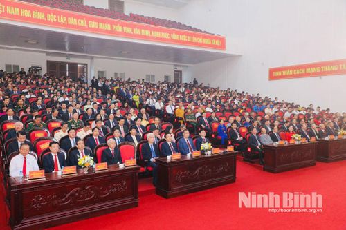 Long trọng tổ chức gặp mặt nhân Kỷ niệm 80 năm Cách mạng Tháng Tám thành công và Quốc khánh 2/9