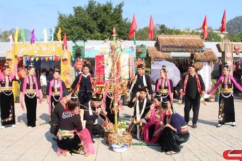 Văn nghệ quần chúng – khơi dậy sức sống bản mường