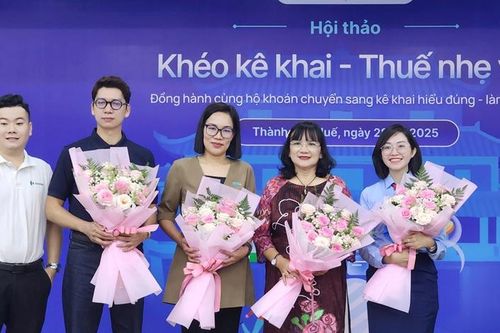 Đồng hành cùng hộ kinh doanh trong kê khai thuế