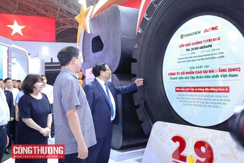 Lốp đặc chủng DRC góp mặt tại Triển lãm 80 năm ngành Công Thương