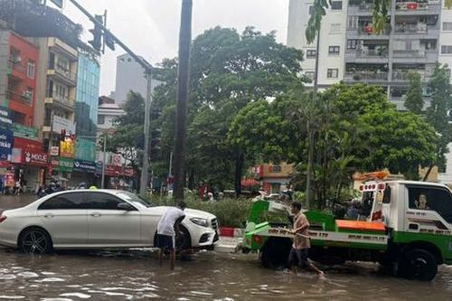 Chuyên gia lý giải vì sao một số đô thị ngập 'bì bõm' sau mưa lớn?