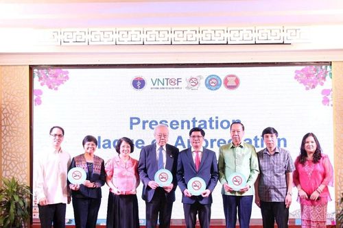 Cam kết duy trì những điểm đến du lịch không khói thuốc