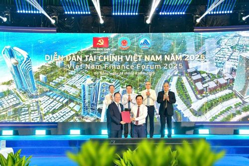 Vietcombank và Đà Nẵng hợp tác phát triển dịch vụ tại Trung tâm Tài chính Quốc tế Việt Nam