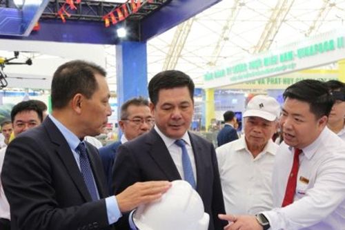 EVNHCMC tham gia cùng ngành điện Việt Nam giới thiệu các thành tựu nổi bật tại Triển lãm '80 năm hành trình Độc lập - Tự do - Hạnh phúc'