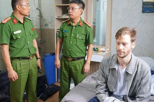 Nghi phạm người nước ngoài sau khi cướp tiệm PNJ thì giấu vàng ở đâu?