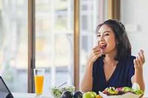 Hai thời điểm tốt nhất nên ăn trái cây giúp đẹp da, giảm cân