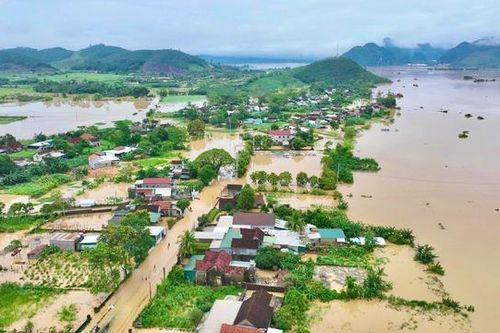 Di dời khẩn cấp 291 hộ dân khỏi vùng ngập lụt