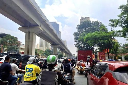 Hà Nội: Lý do đường Trần Phú, Nguyễn Trãi ùn tắc bất thường