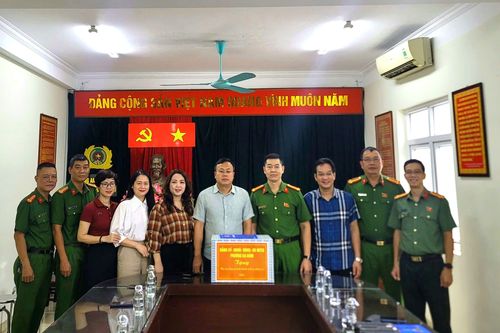 Lãnh đạo phường Ba Đình động viên lực lượng công an, quyết tâm bảo vệ sự kiện A80