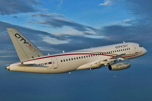 Máy bay SSJ-100 phải gấp rút sửa chữa lỗi khung thân
