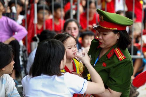 Những việc làm thiết thực của Công an phường Tây Hồ