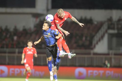 HAGL yếu toàn diện