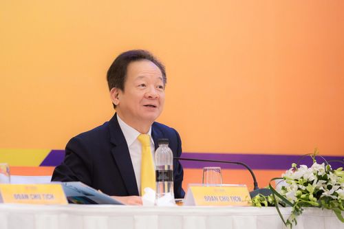 Gia đình bầu Hiển vừa có thêm một công ty tỷ USD