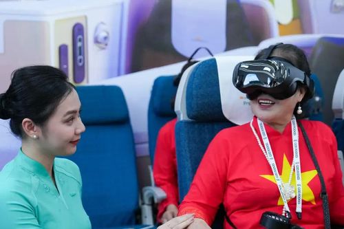 Khát vọng bầu trời qua lăng kính thực tế ảo của Vietnam Airlines