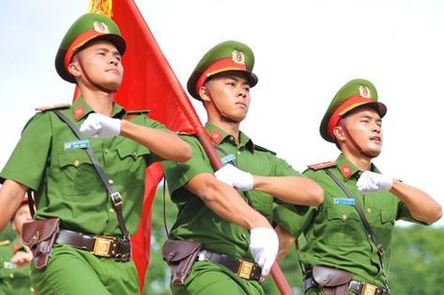 ĐIỂM CHUẨN trúng tuyển vào hệ trung cấp Công an nhân dân năm 2025