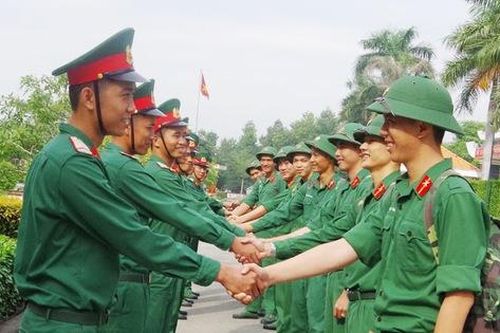 Chế độ trợ cấp xuất ngũ một lần, trợ cấp tạo việc làm với hạ sĩ quan, binh sĩ xuất ngũ
