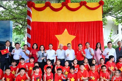 Báo Nhân Dân ra mắt các ấn phẩm đặc biệt và Triển lãm tương tác kỷ niệm 80 năm Cách mạng Tháng Tám và Quốc khánh 2/9