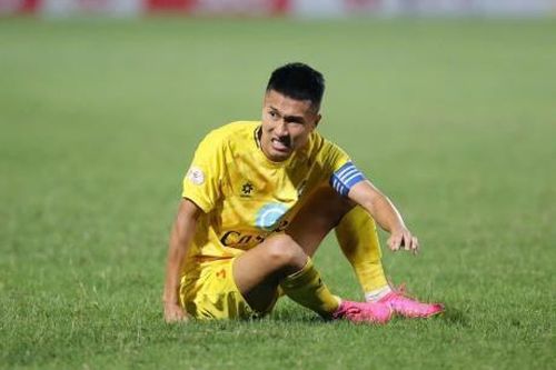 Doãn Ngọc Tân chấn thương, nghỉ thi đấu từ 2-3 tháng