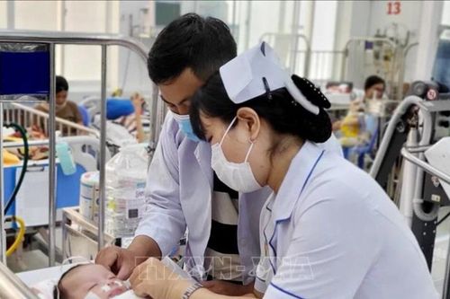 Phụ nữ TP Hồ Chí Minh sinh đủ 2 con trước 35 tuổi được hỗ trợ 5 triệu đồng