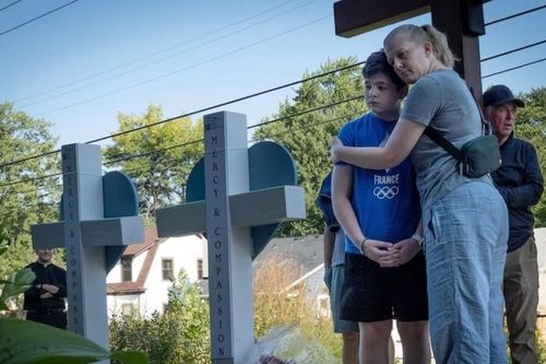 Mỹ: Kinh hoàng hơn 100 phát súng xả vào nhà thờ ở Minneapolis, 20 người thương vong, FBI nói 'khủng bố'