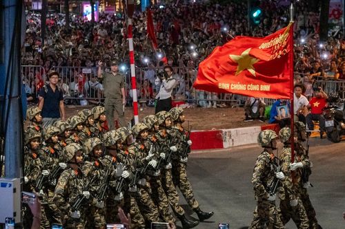 Chiến sĩ công binh - lực lượng mở đường cho bộ đội tiến công