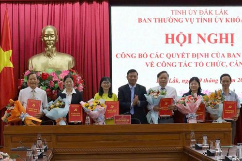 19 cán bộ chủ chốt ở Đắk Lắk nghỉ hưu trước tuổi