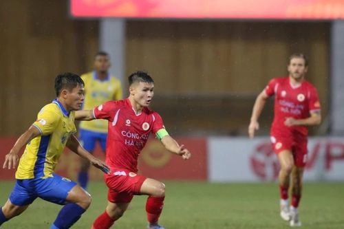 Vòng 3 LPBank V-League 1-2025/26: Tân binh bay cao, cựu vương thất thế