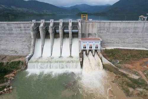 Mưa lớn liên tiếp uy hiếp an toàn nhiều công trình thủy lợi