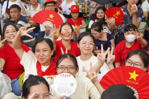 Kho bạc Nhà nước: Đảm bảo người dân nhận quà trước ngày 2/9