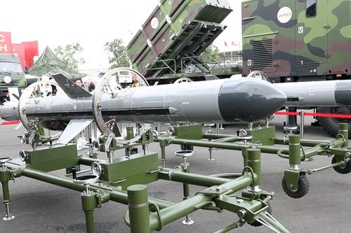Cận cảnh dàn tên lửa diệt hạm, UAV uy lực 'made in Vietnam'