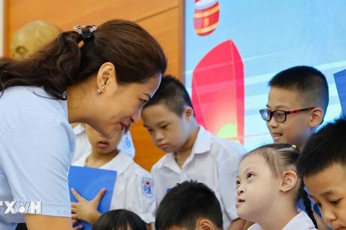 Phát động 'Chắp cánh ước mơ cho trẻ em khuyết tật': Vận động quyên góp 2 tỷ đồng