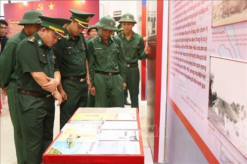 80 năm Quốc khánh: Triển lãm 'Lời Đảng hiệu triệu trái tim'