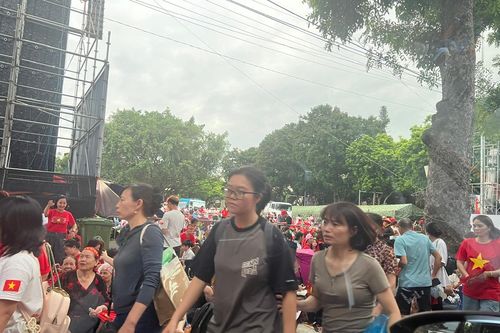 'Việc dựng lều bạt, chiếm dụng, thậm chí 'bán chỗ' xem A80 là vi phạm pháp luật'