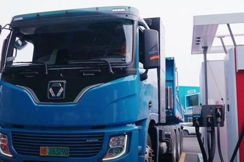 Trạm sạc đầu tiên trên thế giới đạt 100MW được đặt tại đâu?