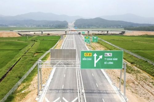 Bố trí nhiều trạm dừng nghỉ, trạm tạm trên cao tốc Bắc Nam phía Đông phục vụ dịp lễ