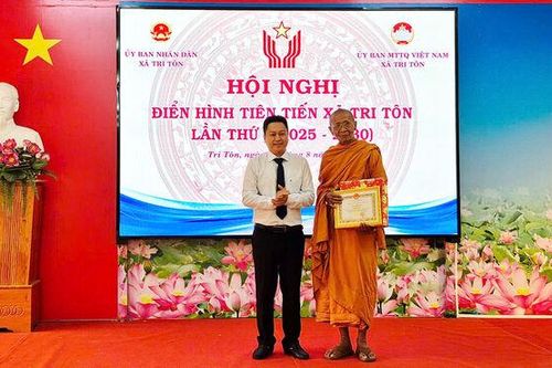 An Giang: Nhiều địa phương Hội nghị tuyên dương điển hình tiên tiến lần thứ I (2025 - 2030)