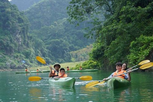 'Viên ngọc xanh' vùng Công viên địa chất
