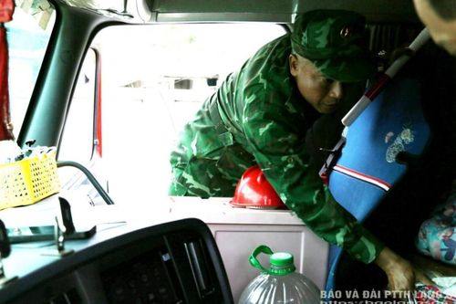 Ngăn thực phẩm xuất nhập lậu: Chốt chặn khu vực Chi Ma