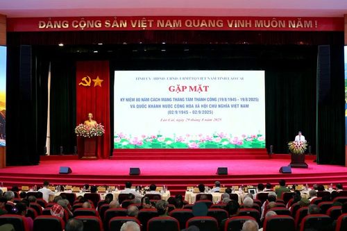 Lào Cai: Gặp mặt kỷ niệm 80 năm Cách mạng Tháng Tám và Quốc khánh 2/9