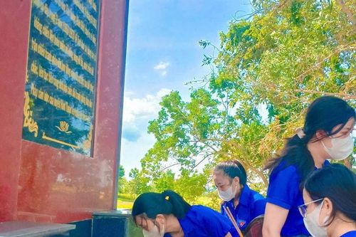 Giáo dục truyền thống cách mạng từ di tích lịch sử
