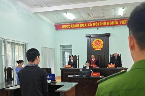 Tuyên phạt 10 năm tù cho đối tượng tổ chức sử dụng và tàng trữ ma túy