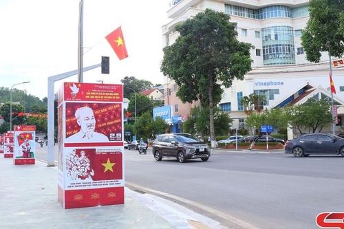Triển lãm tranh cổ động chào mừng kỷ niệm 80 năm Quốc khánh 2/9