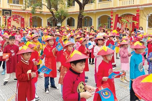 Học sử thời số hóa