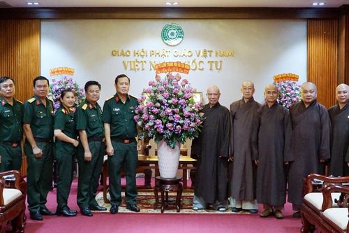 Bộ Tư lệnh TP.HCM thăm, chúc mừng Vu lan Phật lịch 2569 đến Ban Trị sự GHPGVN TP.HCM