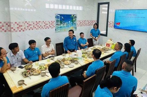 IDICO tổ chức 'Bữa cơm Công đoàn' gắn kết người lao động mừng 80 năm Quốc khánh