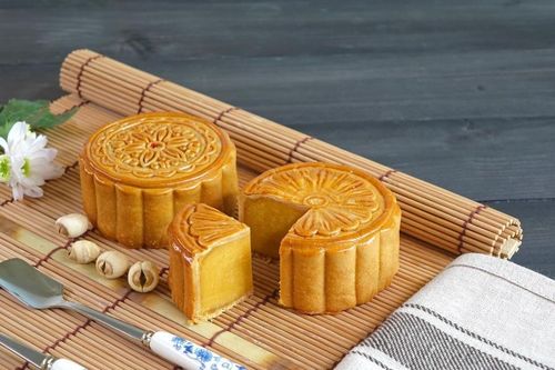 Cách làm bánh trung thu nhân đậu xanh chuẩn vị truyền thống ngay tại nhà