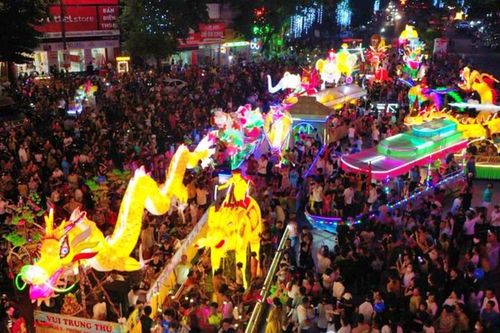 Du lịch Việt Nam trải nghiệm mùa thu quyến rũ với Tết Trung thu rực rỡ sắc màu