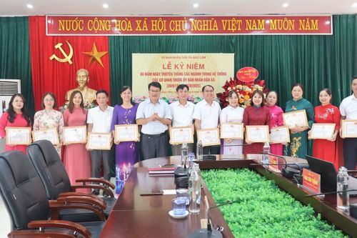 Xã Bảo Lâm kỷ niệm 80 năm Ngày truyền thống các ngành trong hệ thống UBND xã (28/8/1945 - 28/8/2025)